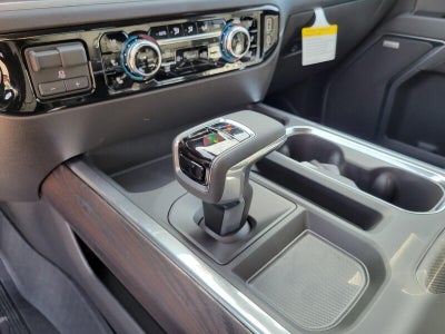 2026 GMC Sierra 1500 Crew Cab Short Box 2-Wheel Drive SLT