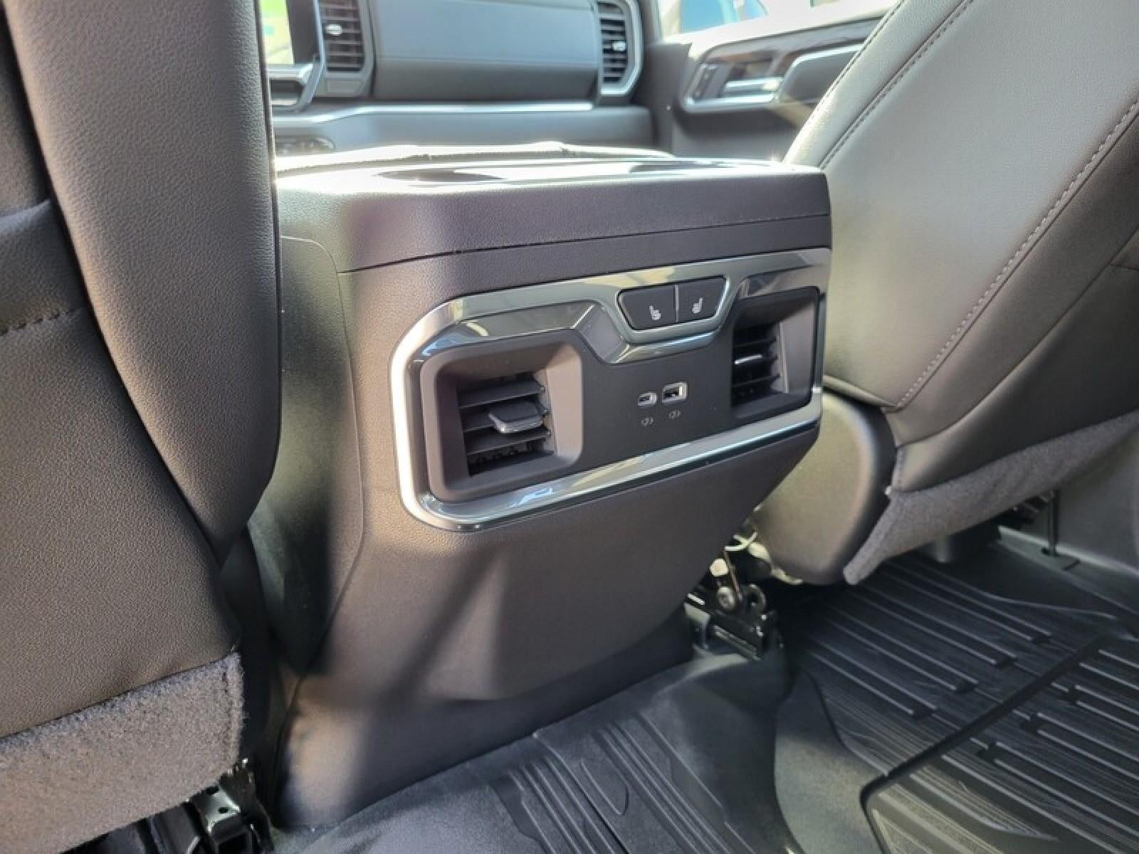 2026 GMC Sierra 1500 Crew Cab Short Box 2-Wheel Drive SLT