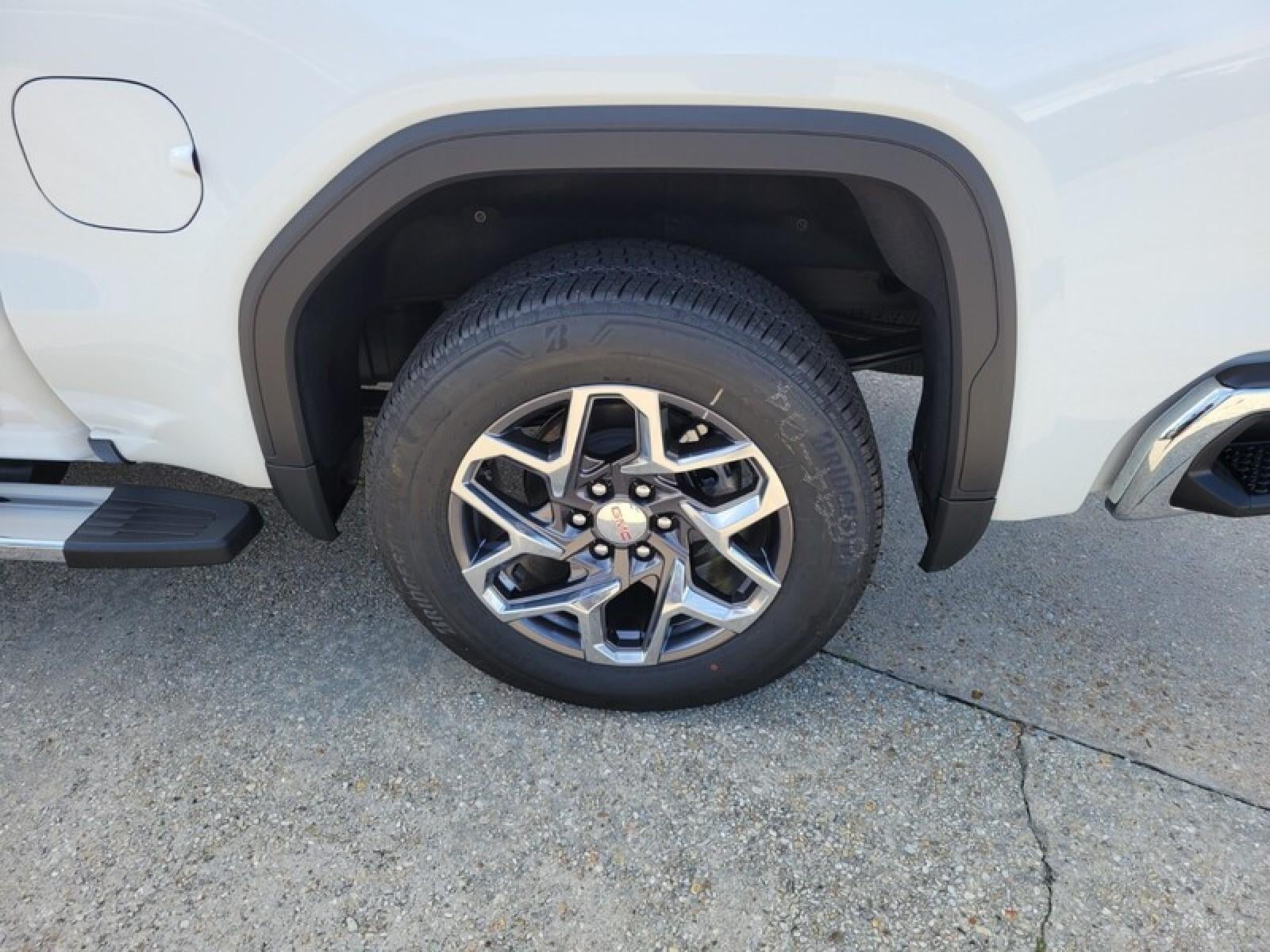 2026 GMC Sierra 1500 Crew Cab Short Box 2-Wheel Drive SLT