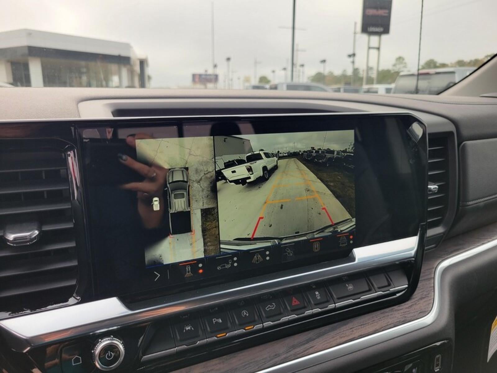 2026 GMC Sierra 1500 Crew Cab Short Box 2-Wheel Drive SLT