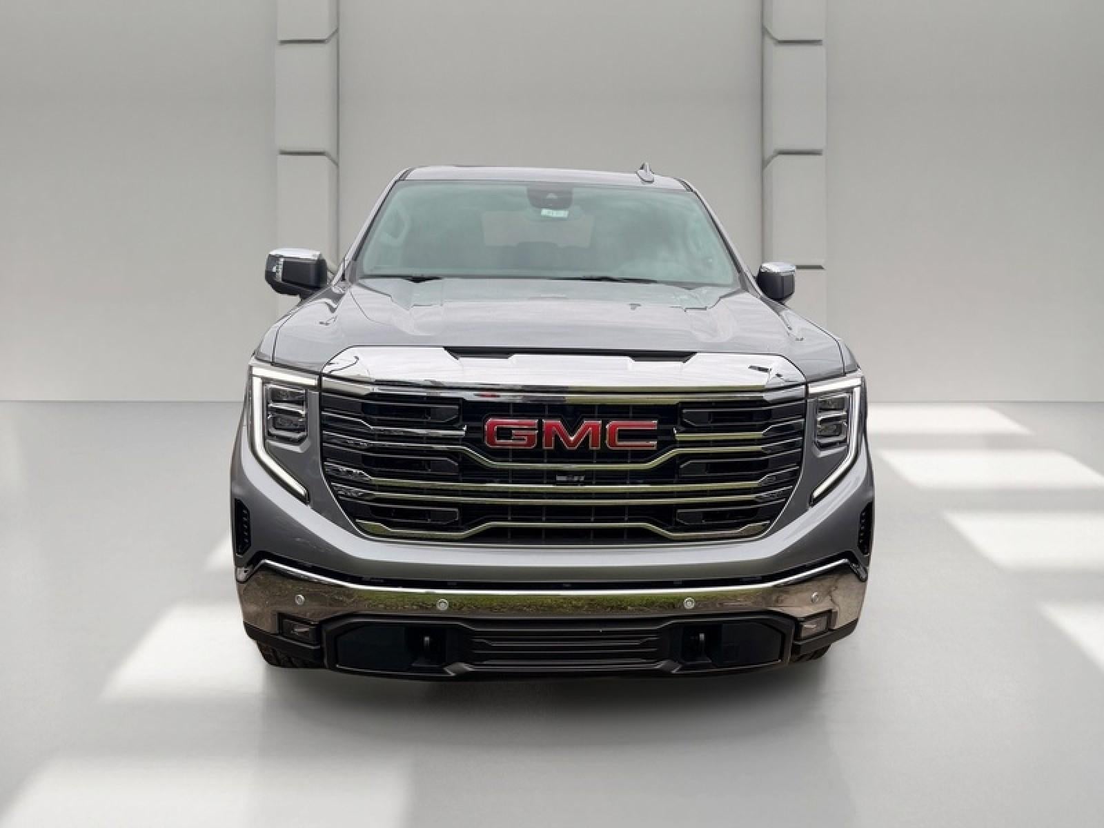 2026 GMC Sierra 1500 Crew Cab Short Box 2-Wheel Drive SLT
