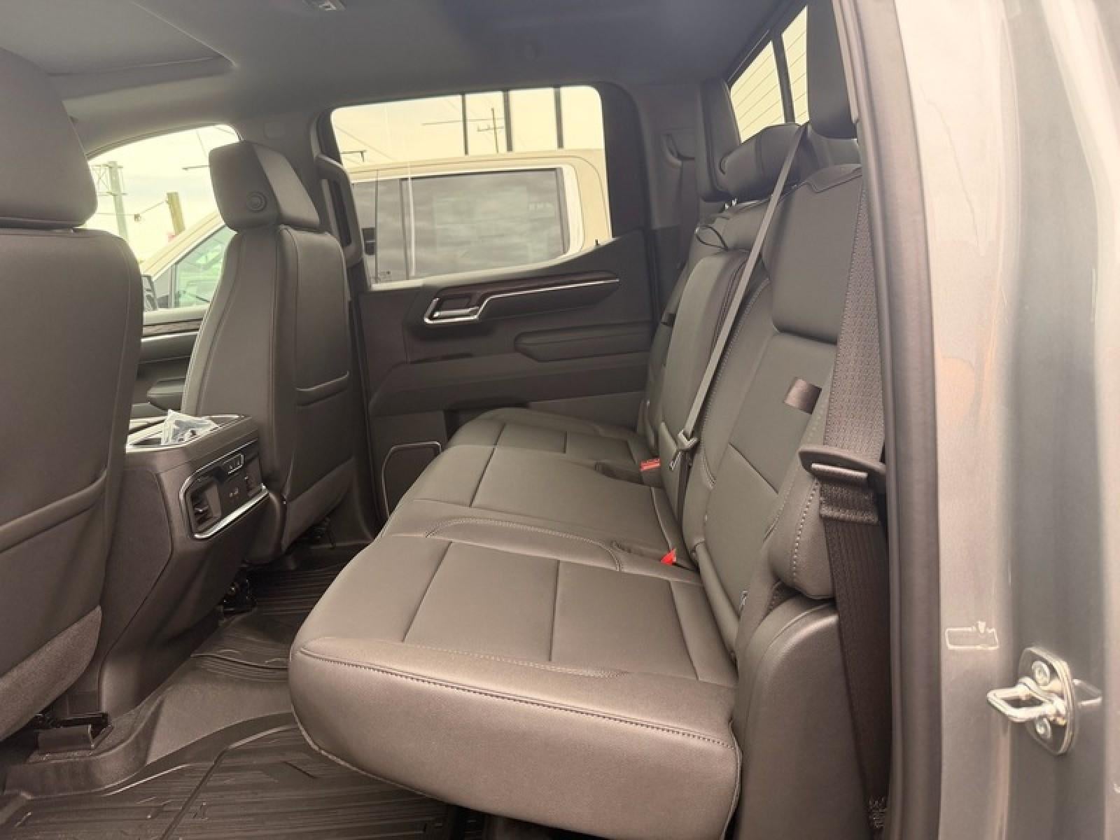 2026 GMC Sierra 1500 Crew Cab Short Box 2-Wheel Drive SLT