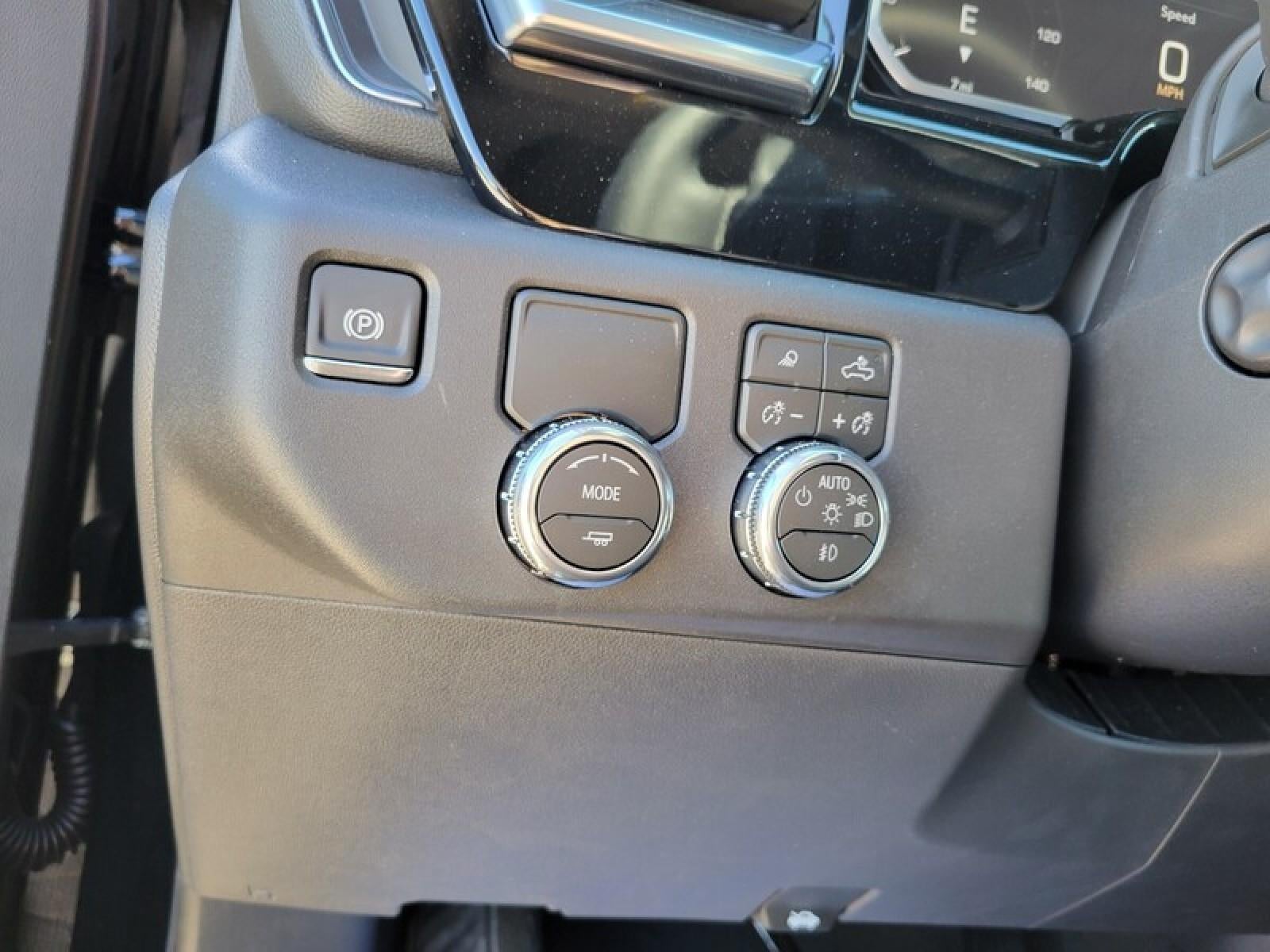 2026 GMC Sierra 1500 Crew Cab Short Box 2-Wheel Drive SLT