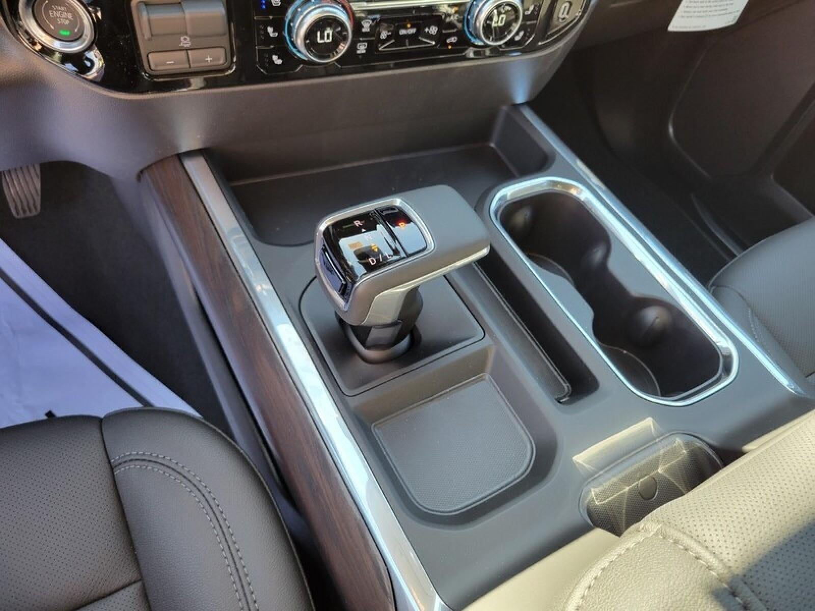 2026 GMC Sierra 1500 Crew Cab Short Box 2-Wheel Drive SLT