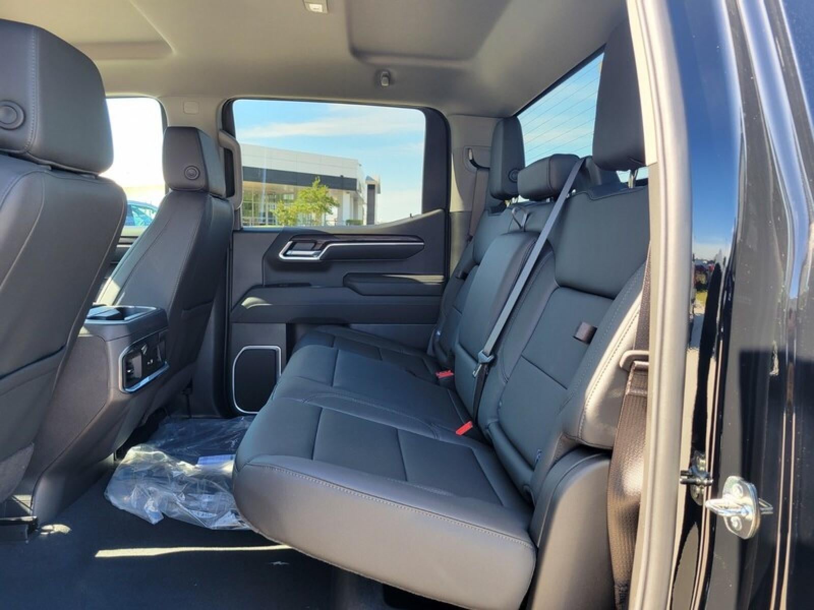 2026 GMC Sierra 1500 Crew Cab Short Box 2-Wheel Drive SLT