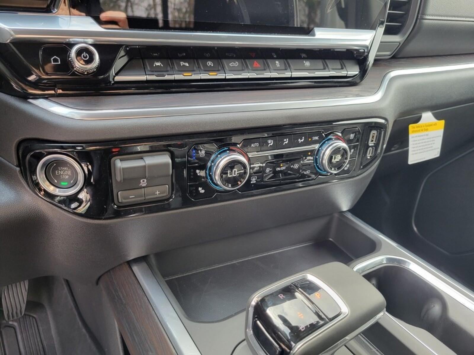 2026 GMC Sierra 1500 Crew Cab Short Box 2-Wheel Drive SLT