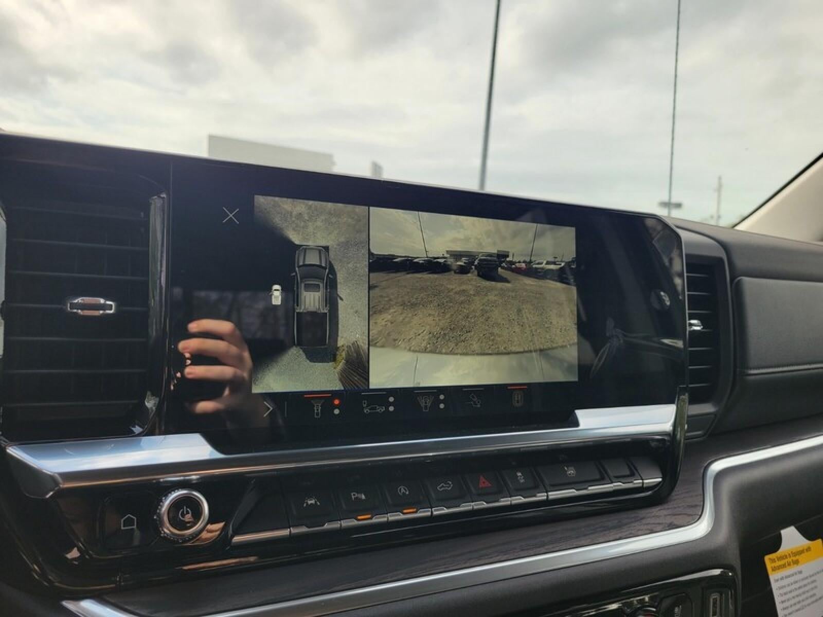 2026 GMC Sierra 1500 Crew Cab Short Box 2-Wheel Drive SLT