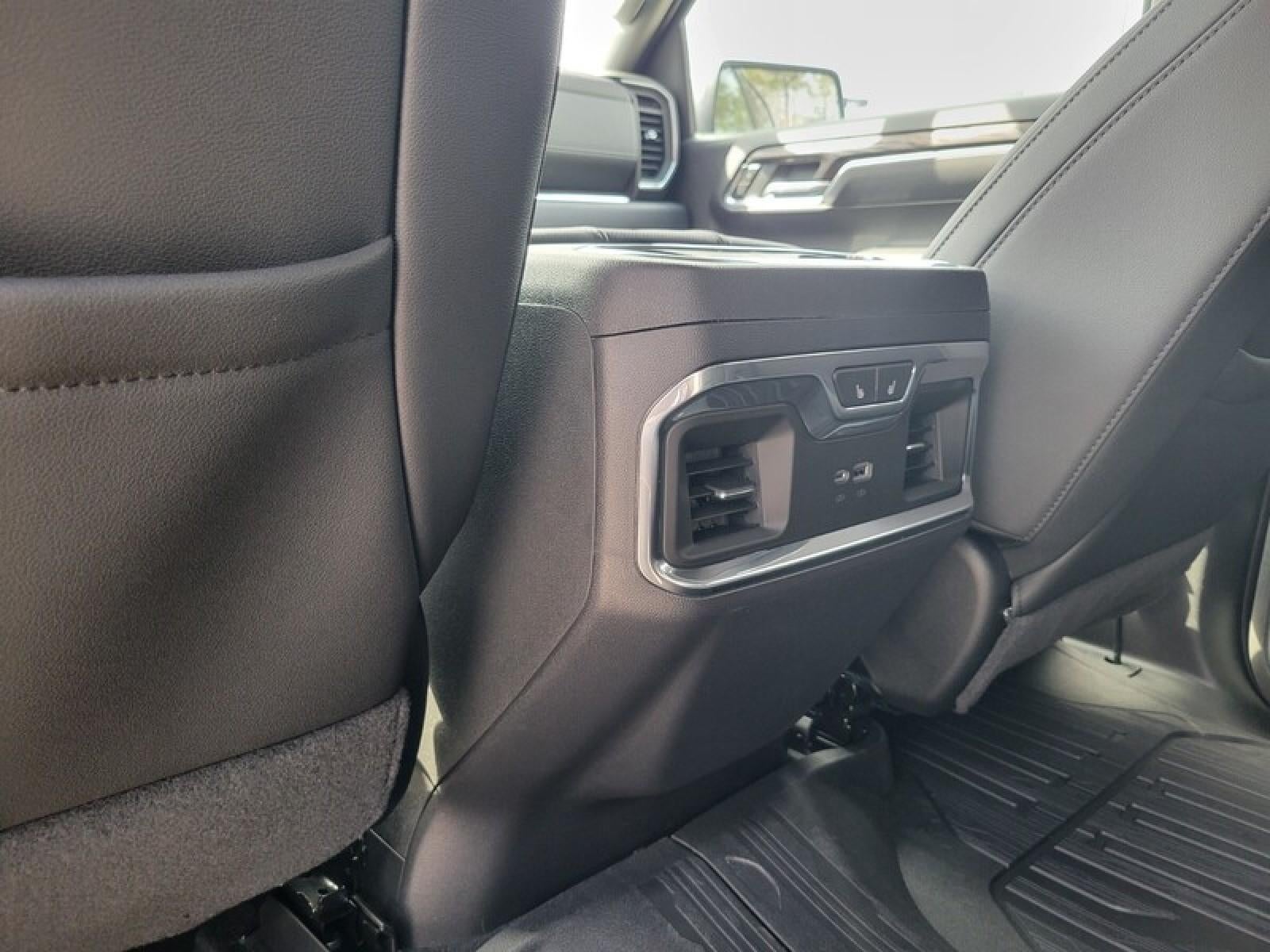 2026 GMC Sierra 1500 Crew Cab Short Box 2-Wheel Drive SLT