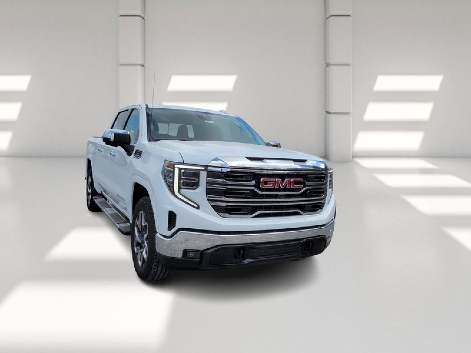 2026 GMC Sierra 1500 Crew Cab Short Box 2-Wheel Drive SLT
