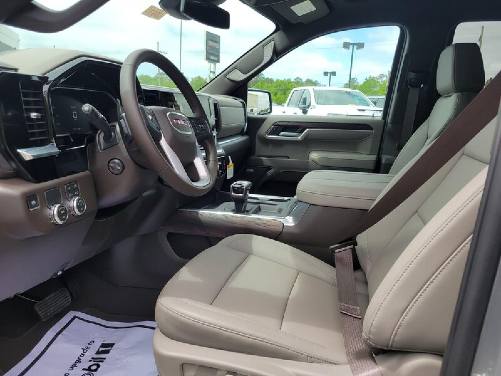 2026 GMC Sierra 1500 Crew Cab Short Box 2-Wheel Drive SLT