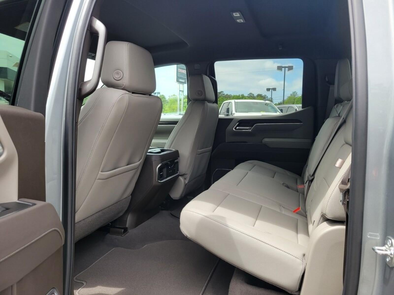 2026 GMC Sierra 1500 Crew Cab Short Box 2-Wheel Drive SLT
