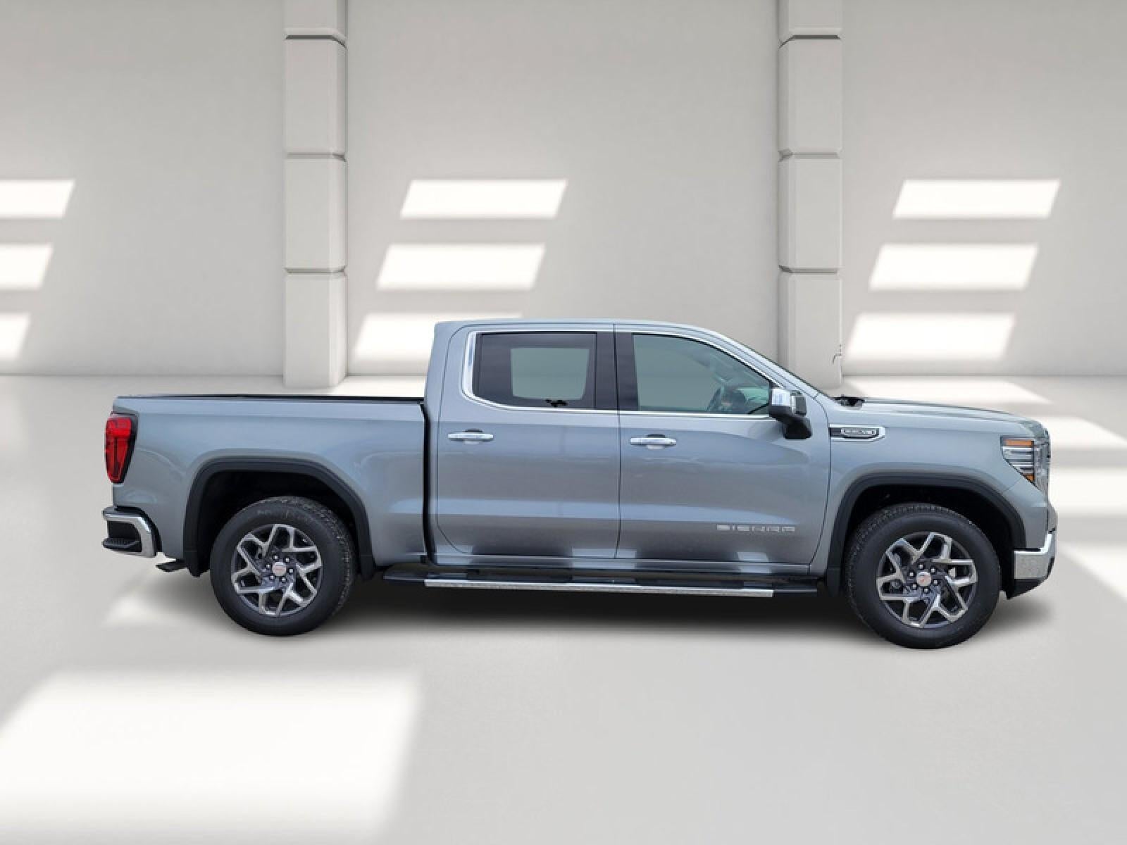 2026 GMC Sierra 1500 Crew Cab Short Box 2-Wheel Drive SLT