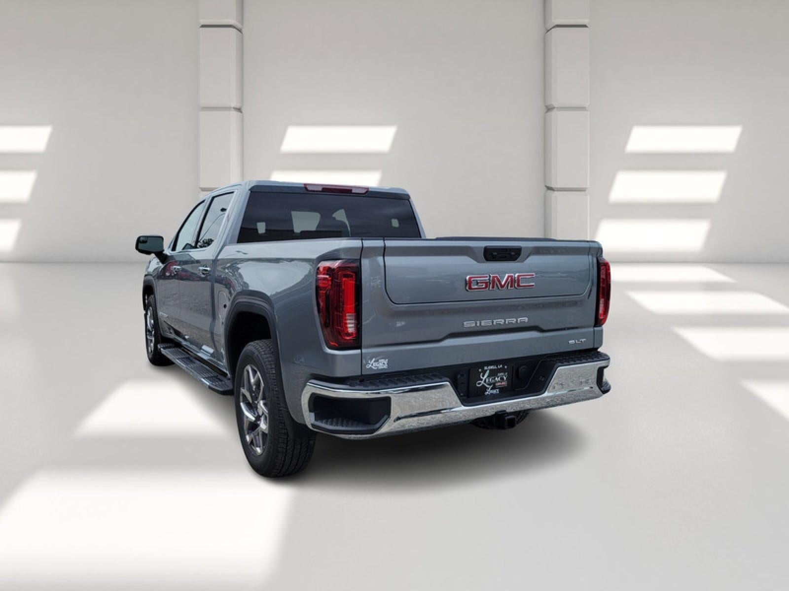 2026 GMC Sierra 1500 Crew Cab Short Box 2-Wheel Drive SLT