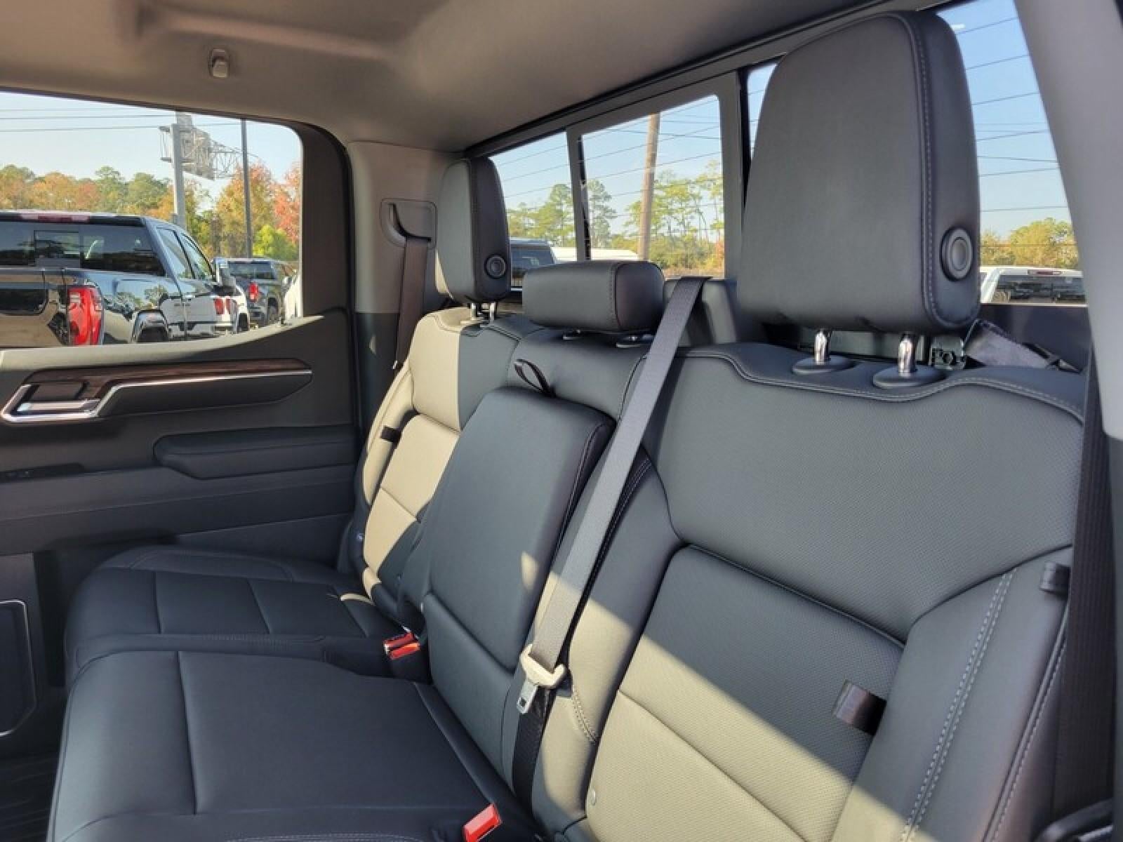 2026 GMC Sierra 1500 Crew Cab Short Box 2-Wheel Drive SLT