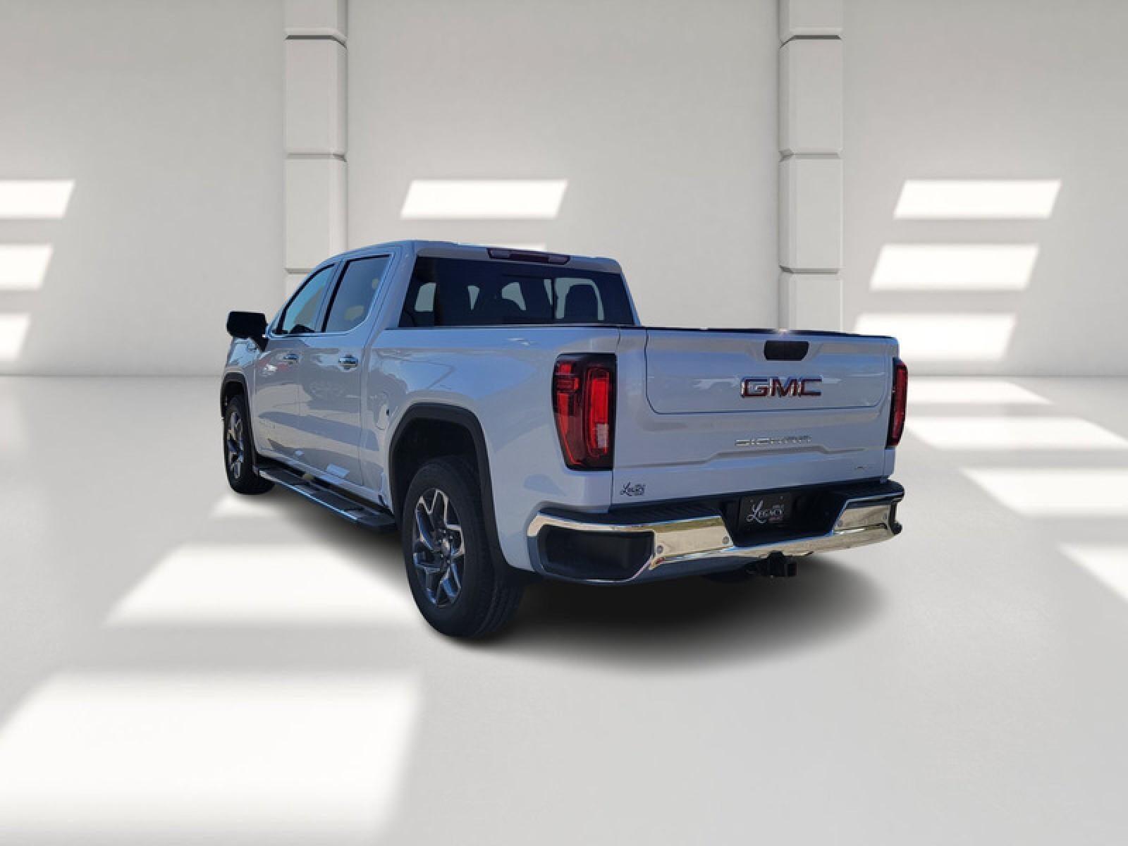2026 GMC Sierra 1500 Crew Cab Short Box 2-Wheel Drive SLT