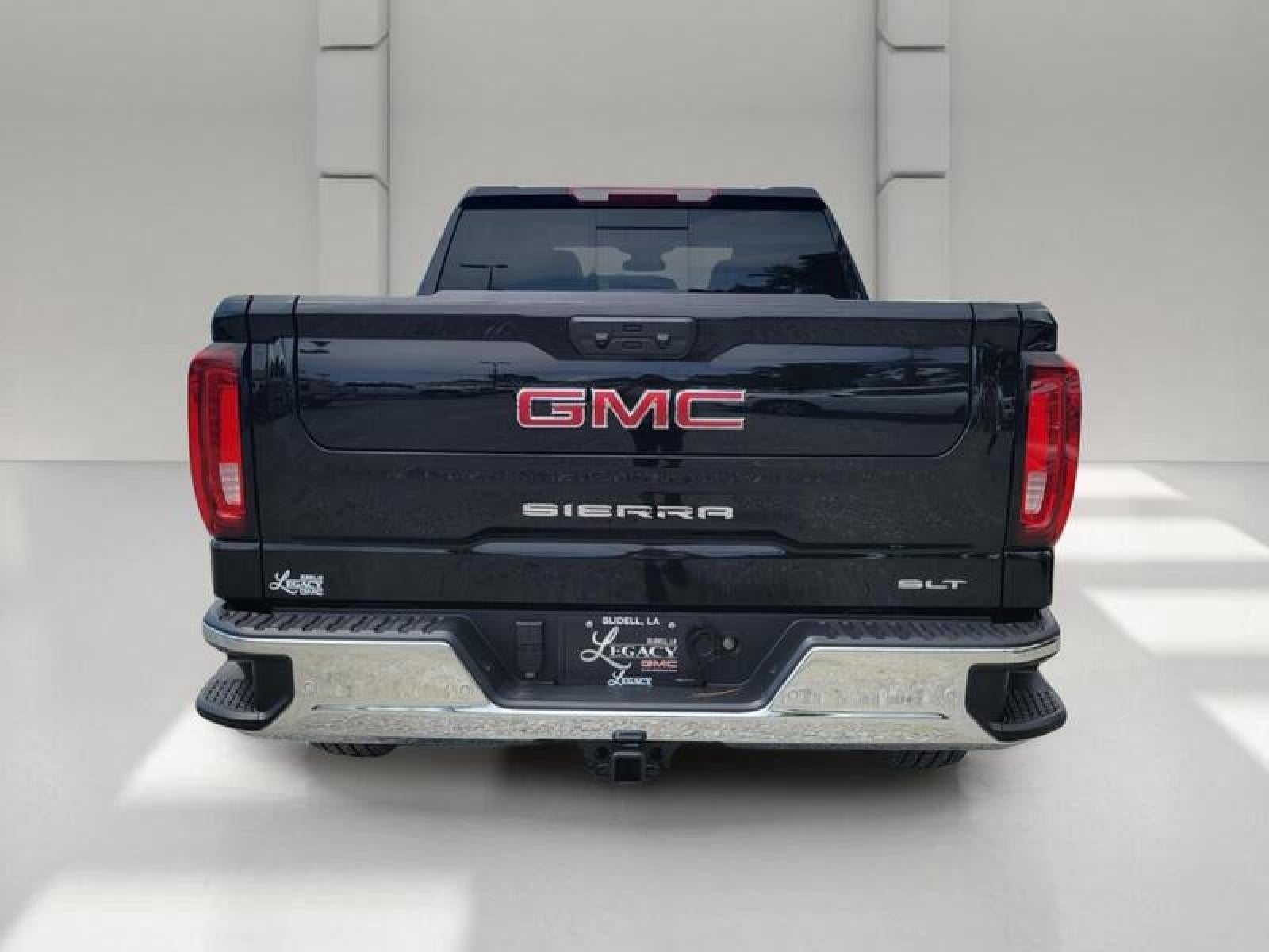2026 GMC Sierra 1500 Crew Cab Short Box 2-Wheel Drive SLT