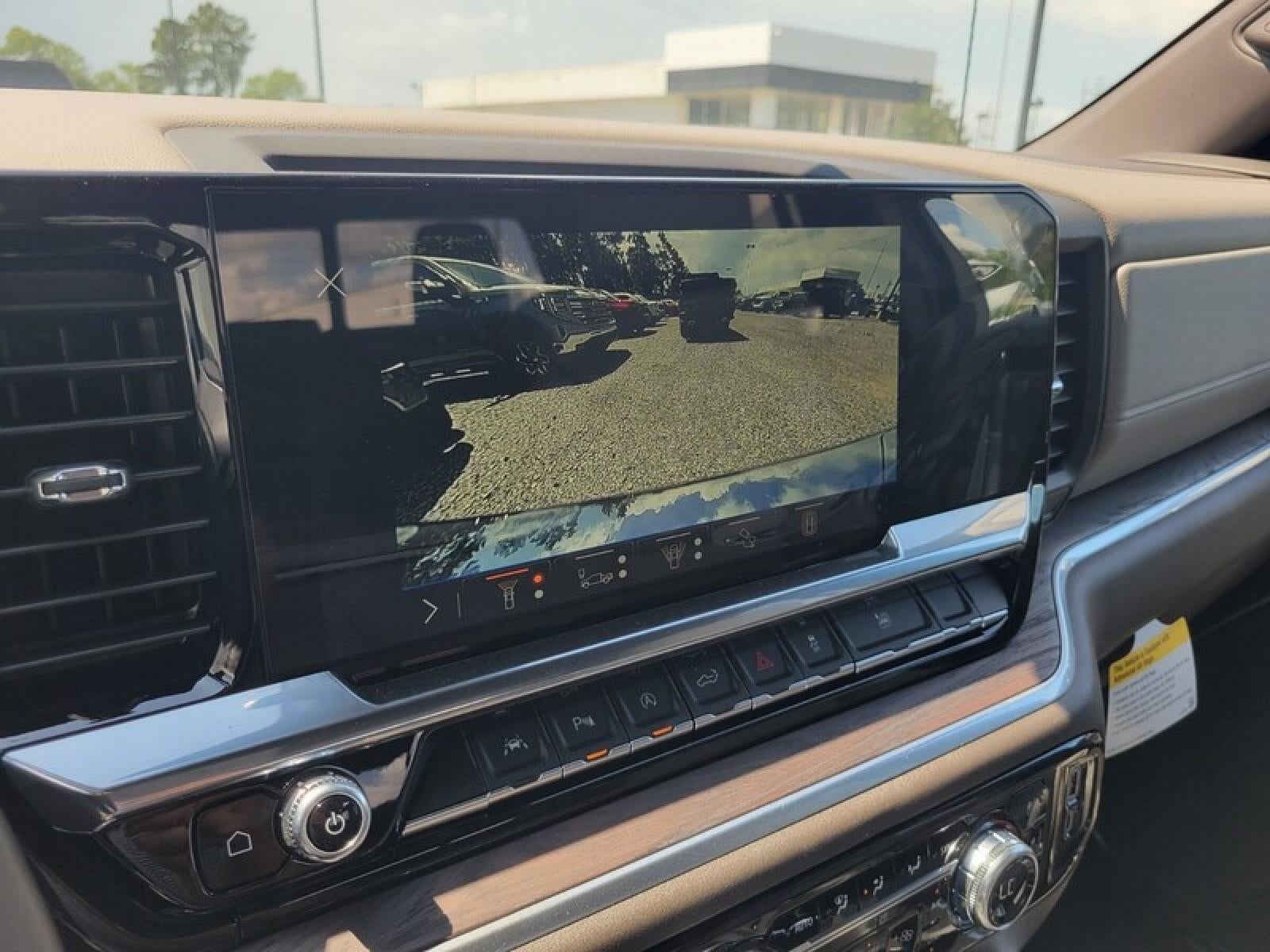 2026 GMC Sierra 1500 Crew Cab Short Box 2-Wheel Drive SLT