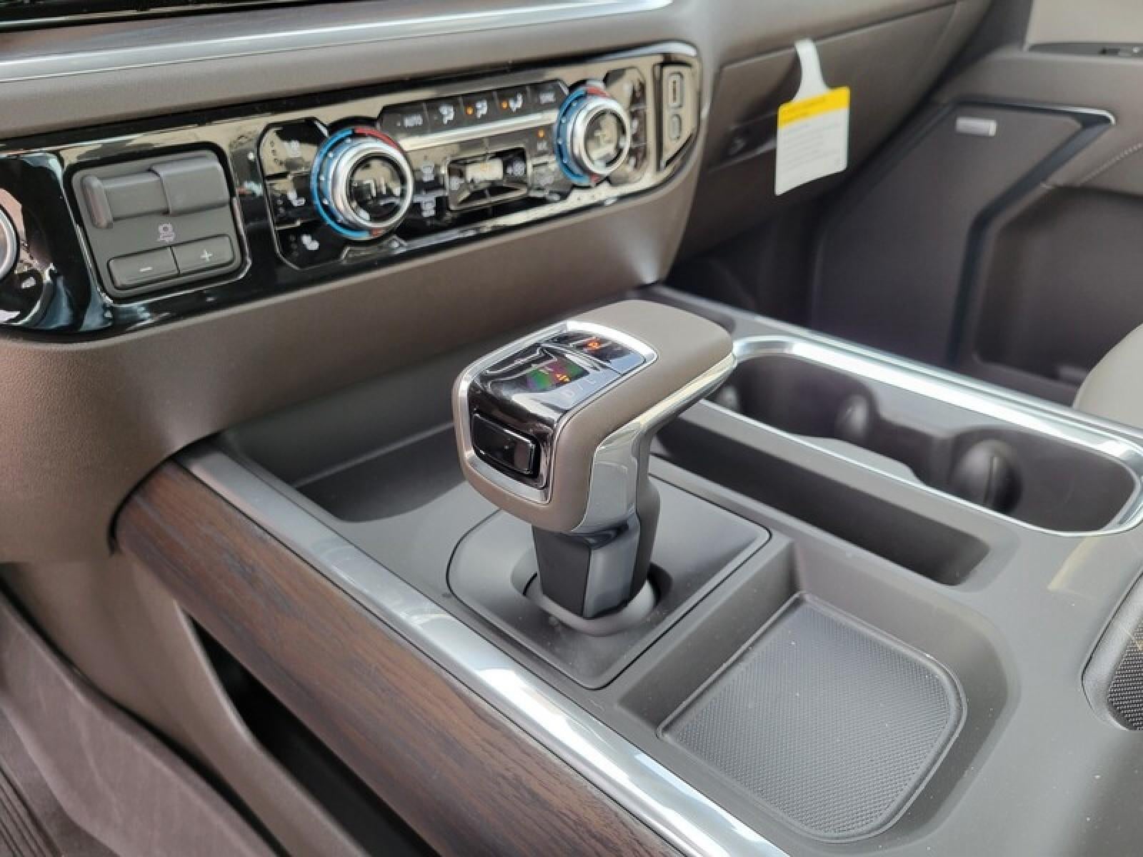 2026 GMC Sierra 1500 Crew Cab Short Box 2-Wheel Drive SLT