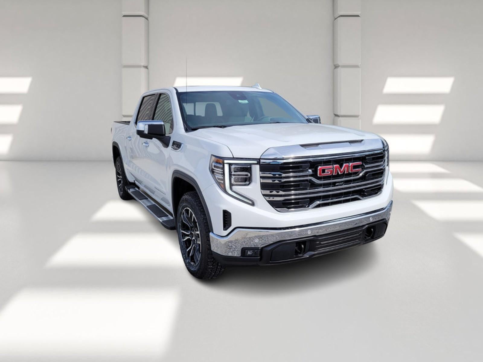 2026 GMC Sierra 1500 Crew Cab Short Box 2-Wheel Drive SLT