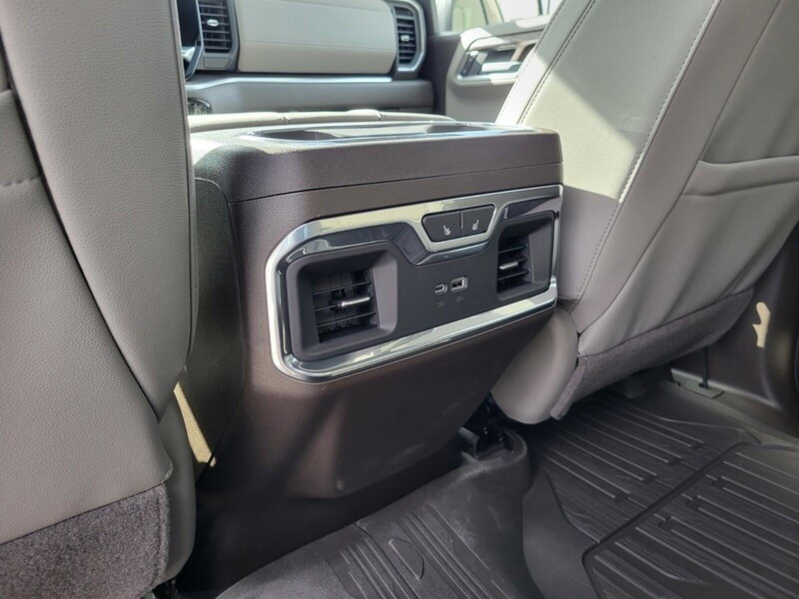 2026 GMC Sierra 1500 Crew Cab Short Box 2-Wheel Drive SLT