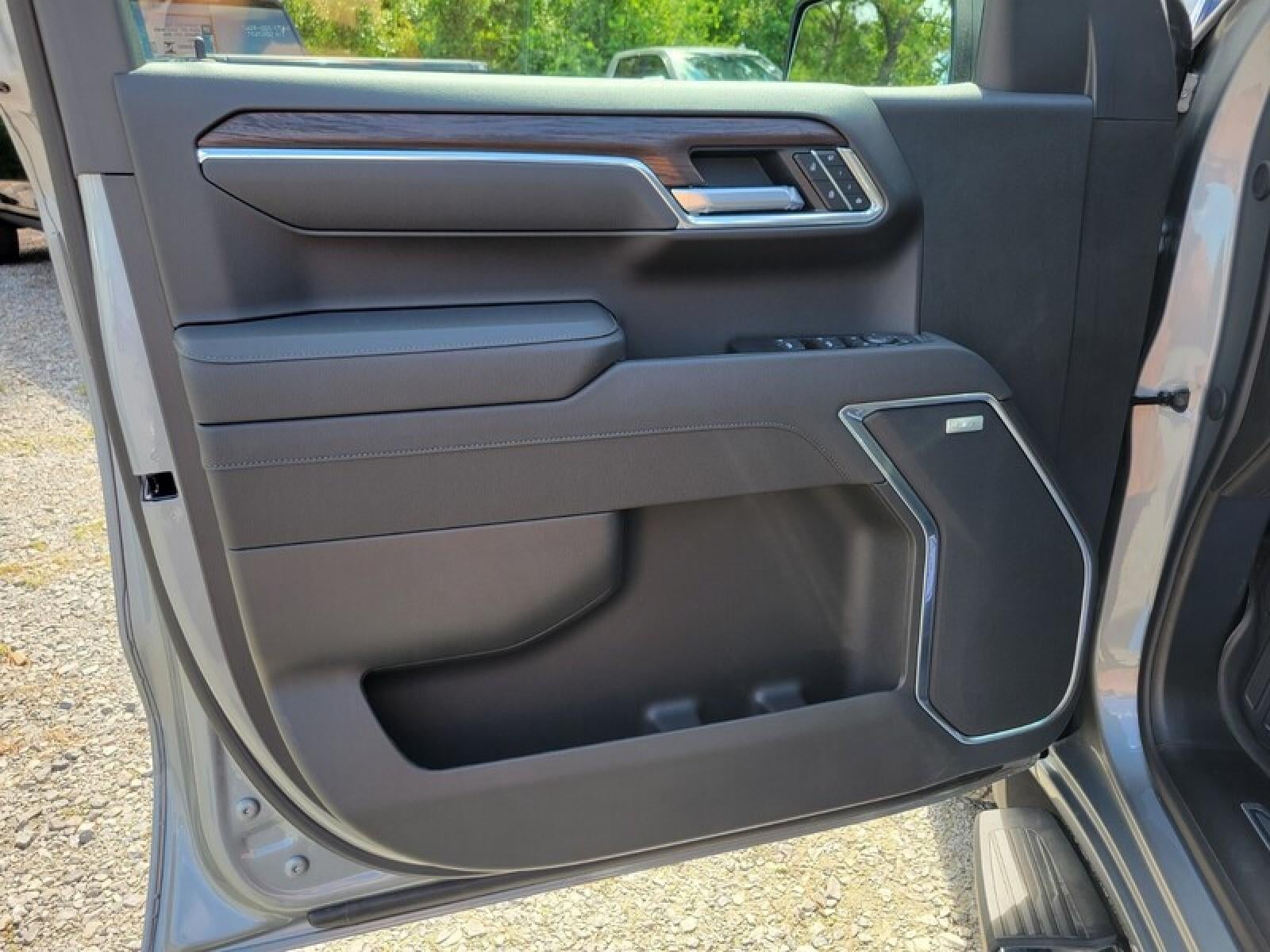 2026 GMC Sierra 1500 Crew Cab Short Box 2-Wheel Drive SLT