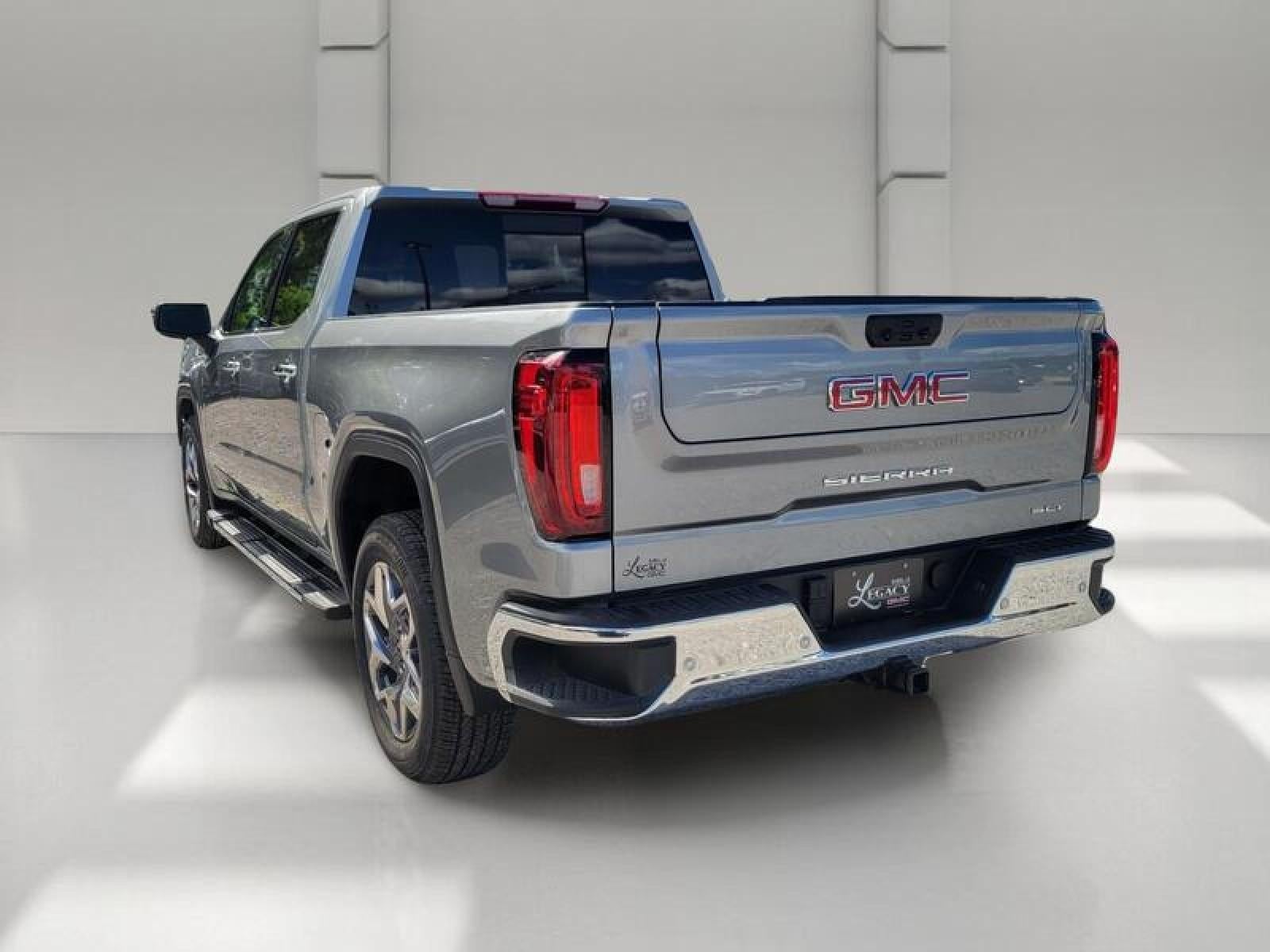 2026 GMC Sierra 1500 Crew Cab Short Box 2-Wheel Drive SLT