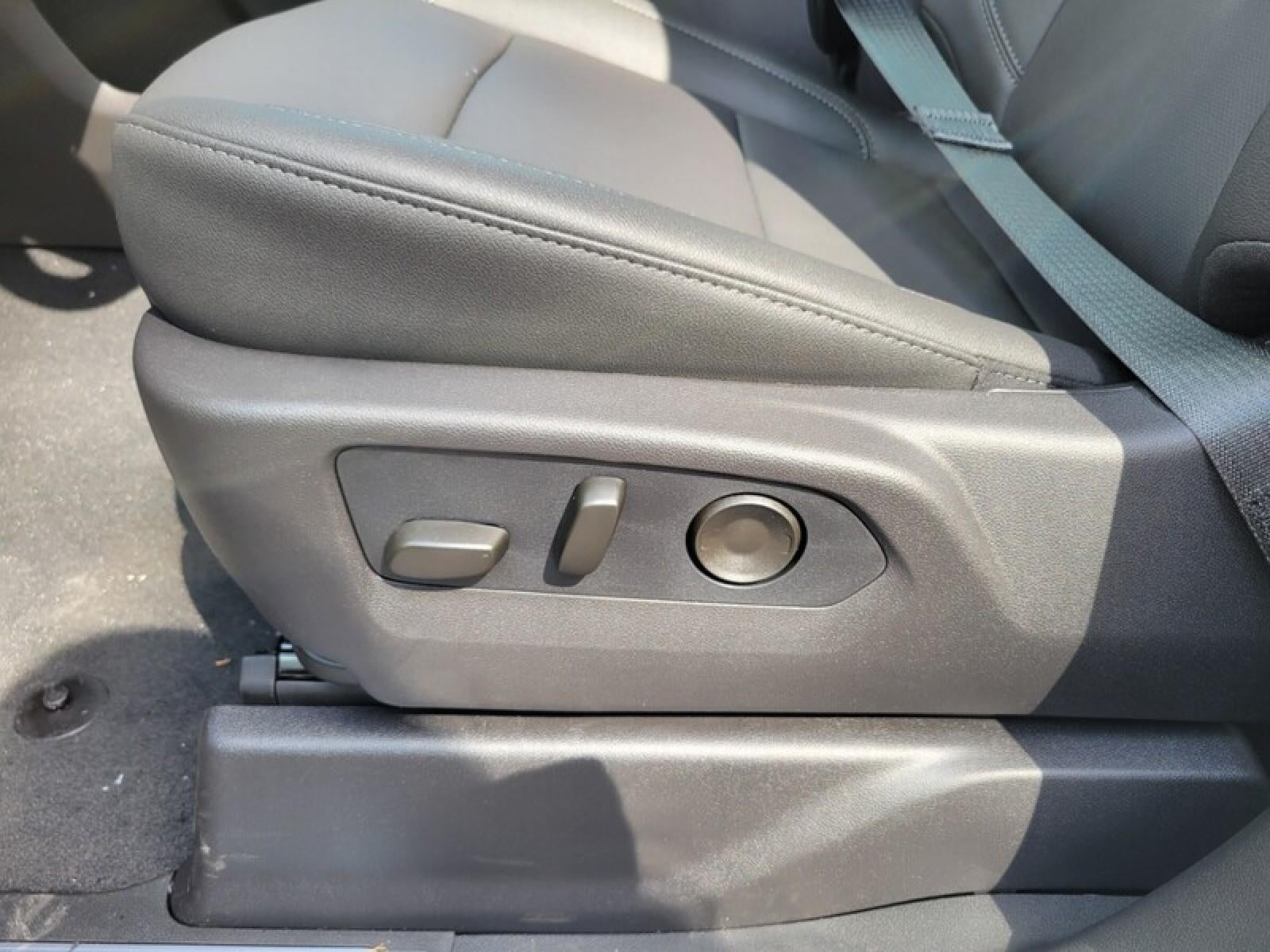 2026 GMC Sierra 1500 Crew Cab Short Box 2-Wheel Drive SLT