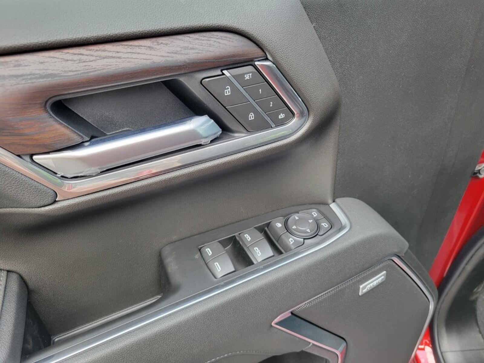 2026 GMC Sierra 1500 Crew Cab Short Box 2-Wheel Drive SLT