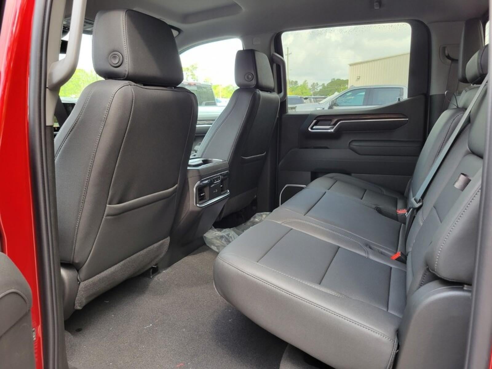 2026 GMC Sierra 1500 Crew Cab Short Box 2-Wheel Drive SLT