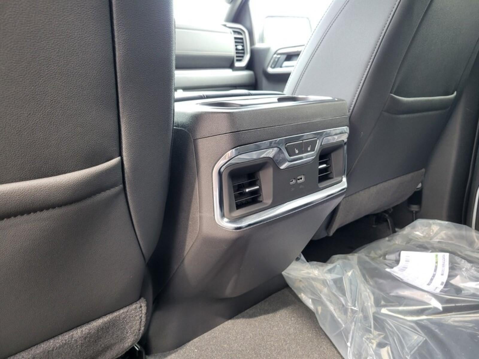 2026 GMC Sierra 1500 Crew Cab Short Box 2-Wheel Drive SLT