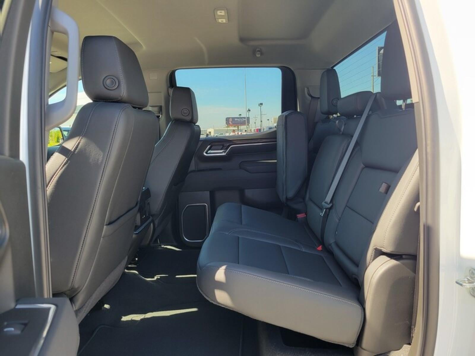 2026 GMC Sierra 1500 Crew Cab Short Box 2-Wheel Drive SLT