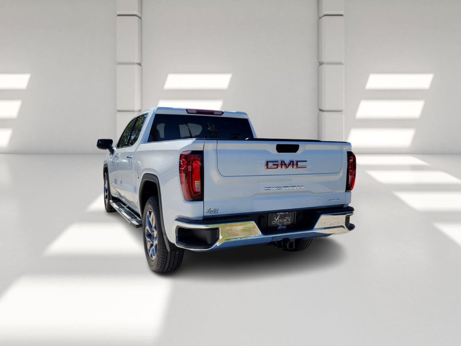 2026 GMC Sierra 1500 Crew Cab Short Box 2-Wheel Drive SLT