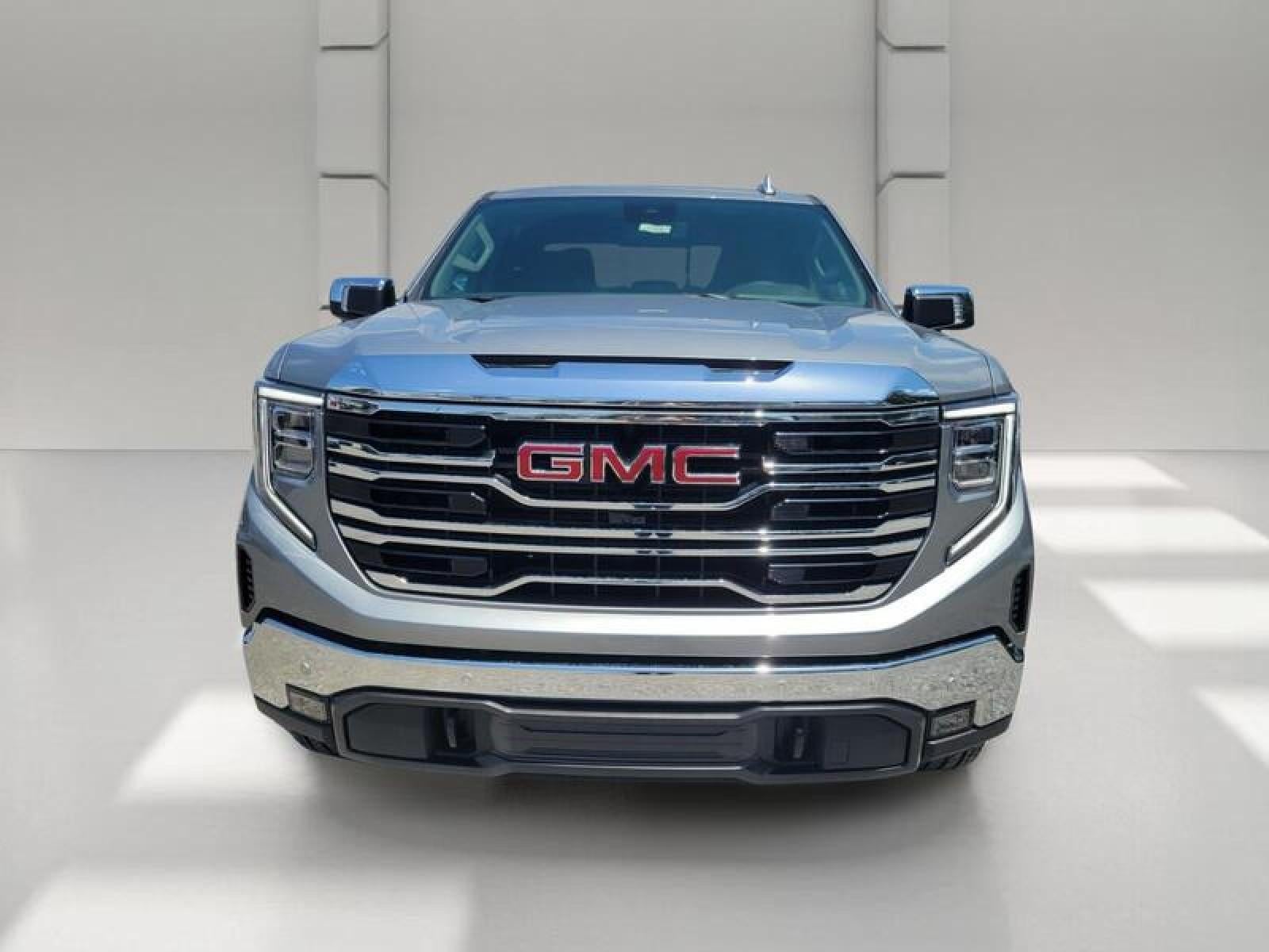 2026 GMC Sierra 1500 Crew Cab Short Box 2-Wheel Drive SLT