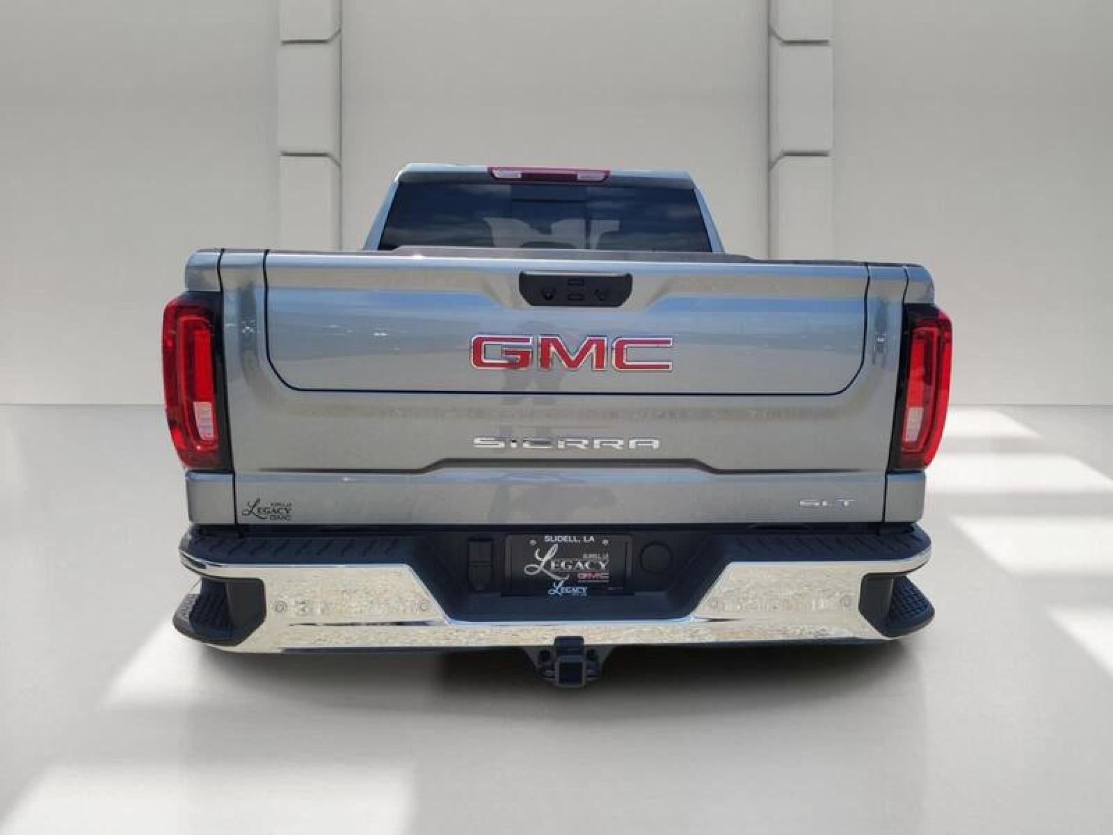 2026 GMC Sierra 1500 Crew Cab Short Box 2-Wheel Drive SLT
