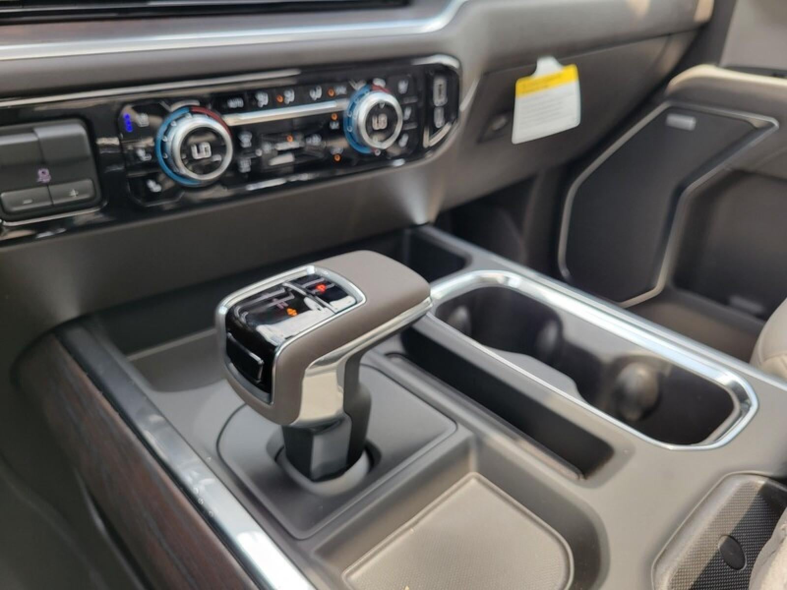 2026 GMC Sierra 1500 Crew Cab Short Box 2-Wheel Drive SLT