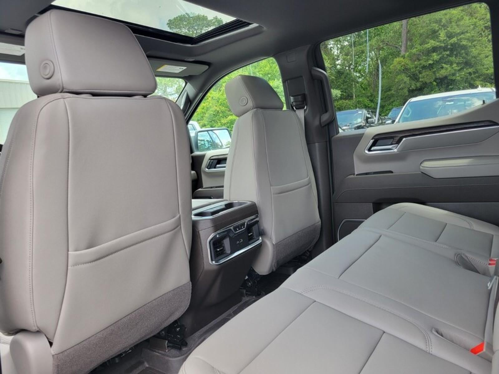 2026 GMC Sierra 1500 Crew Cab Short Box 2-Wheel Drive SLT