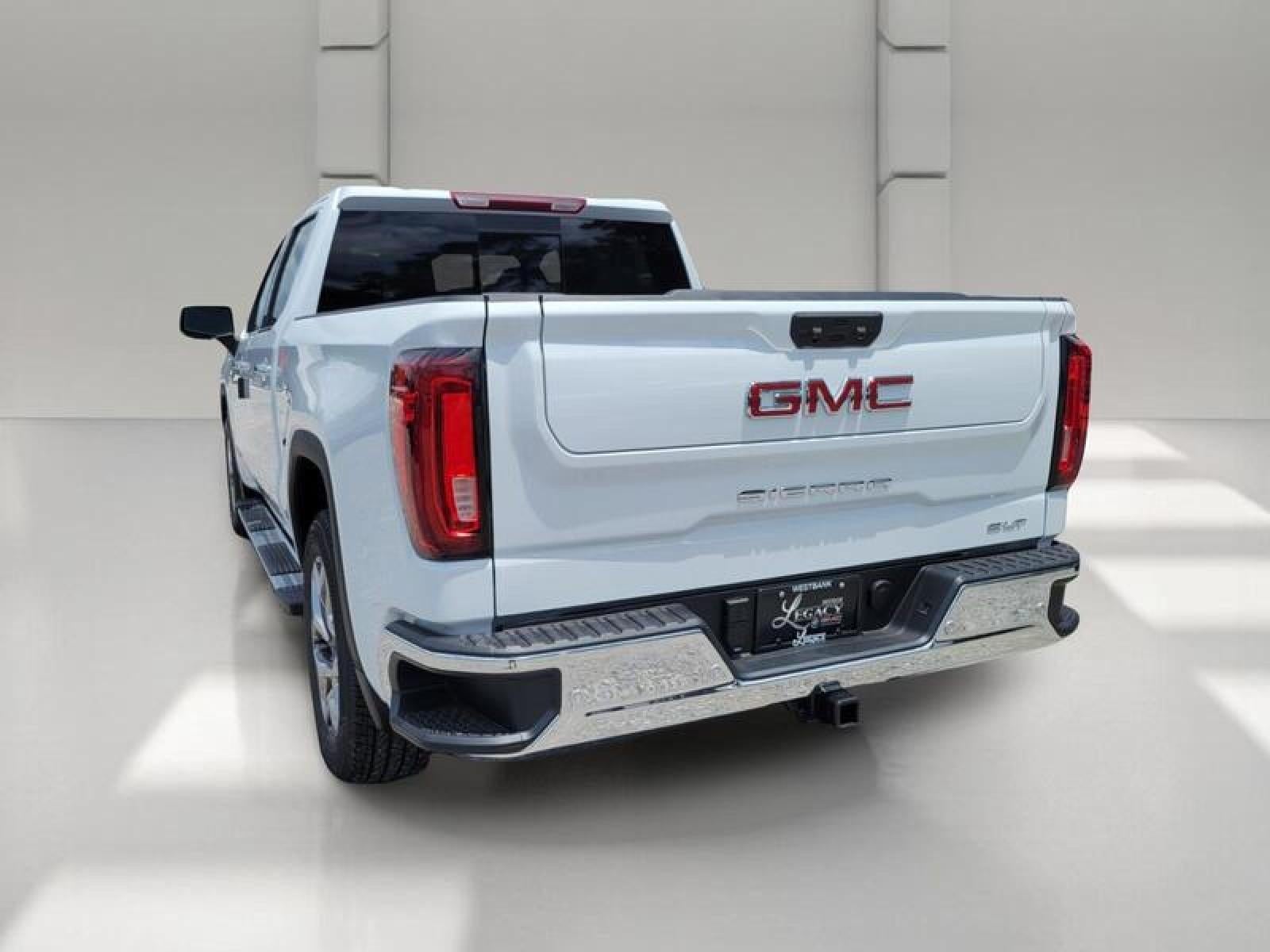 2026 GMC Sierra 1500 Crew Cab Short Box 2-Wheel Drive SLT