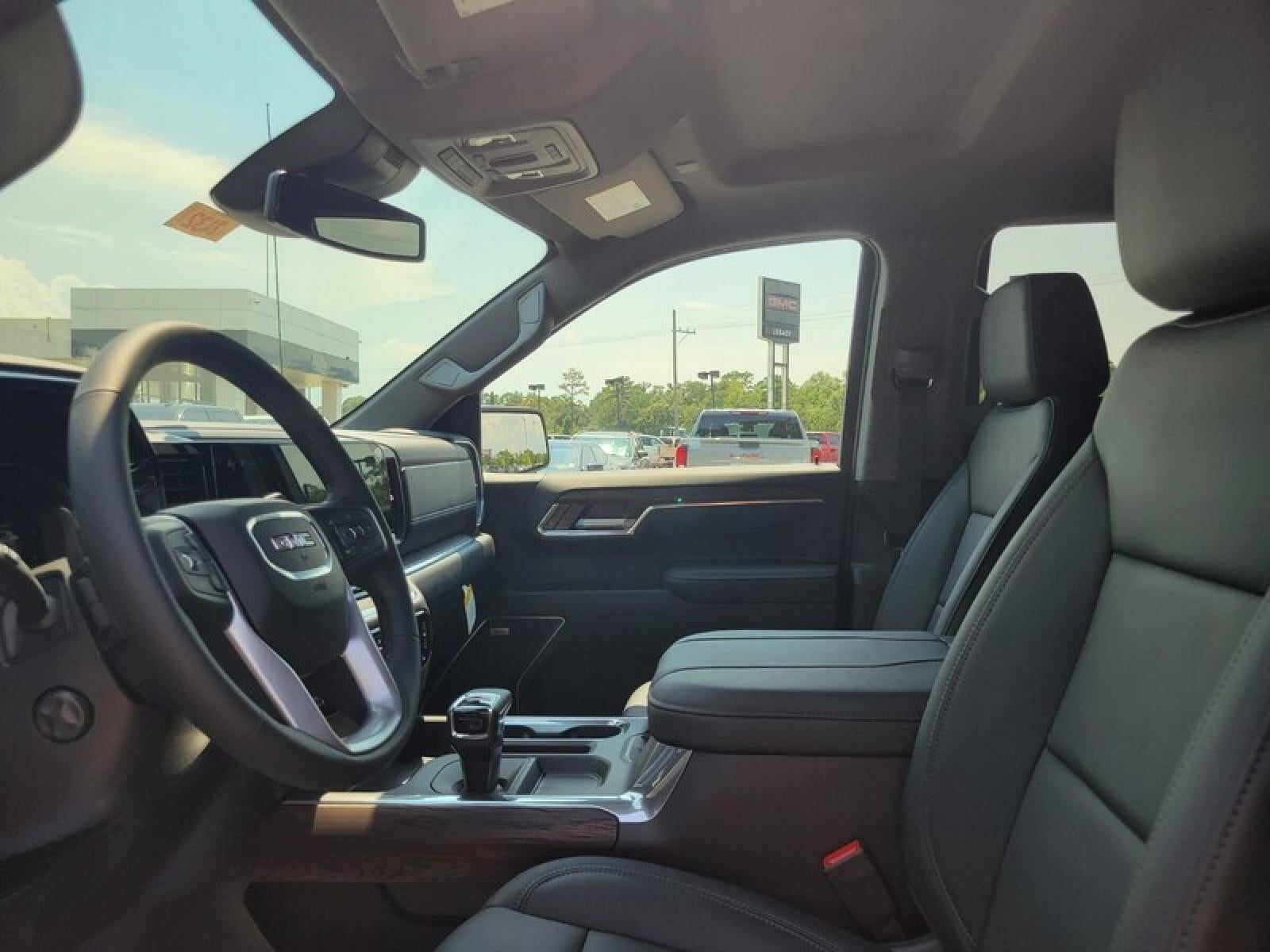 2026 GMC Sierra 1500 Crew Cab Short Box 2-Wheel Drive SLT