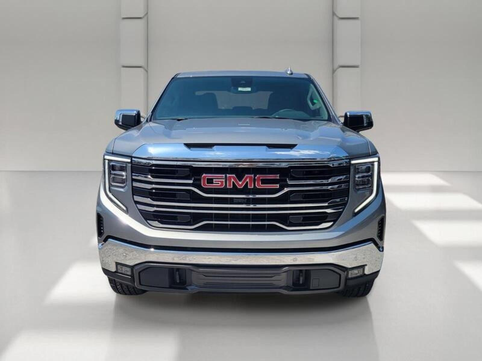 2026 GMC Sierra 1500 Crew Cab Short Box 2-Wheel Drive SLT