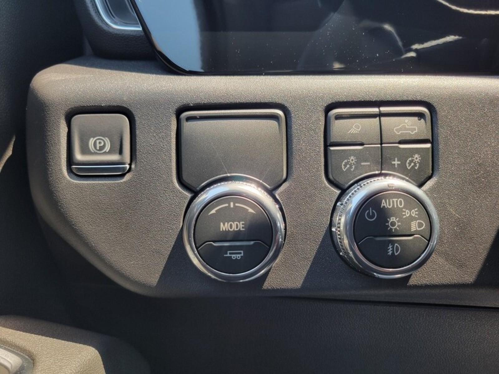 2026 GMC Sierra 1500 Crew Cab Short Box 2-Wheel Drive SLT