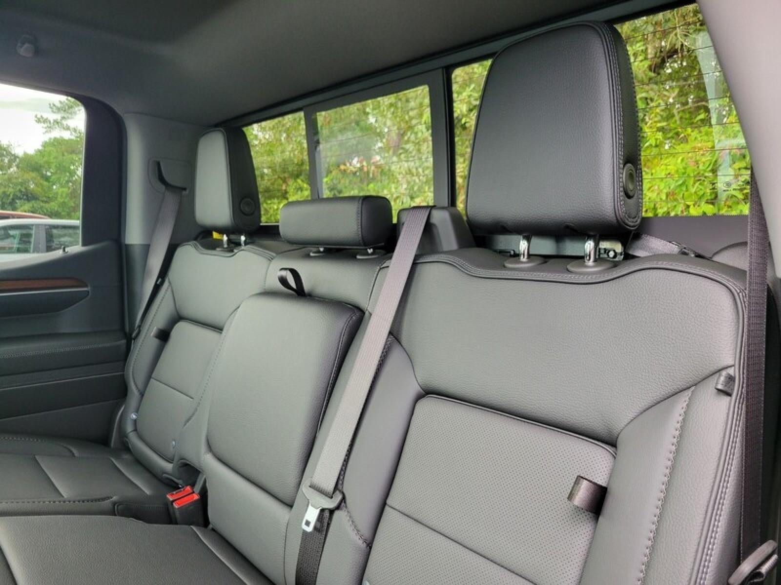 2026 GMC Sierra 1500 Crew Cab Short Box 2-Wheel Drive Denali