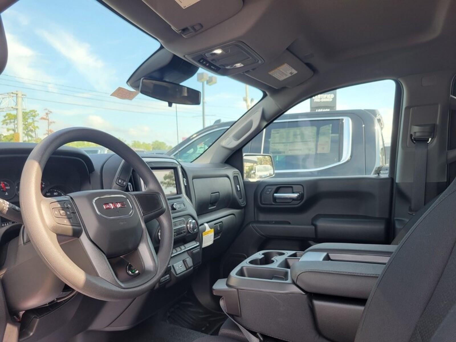 2026 GMC Sierra 1500 Crew Cab Short Box 4-Wheel Drive Pro