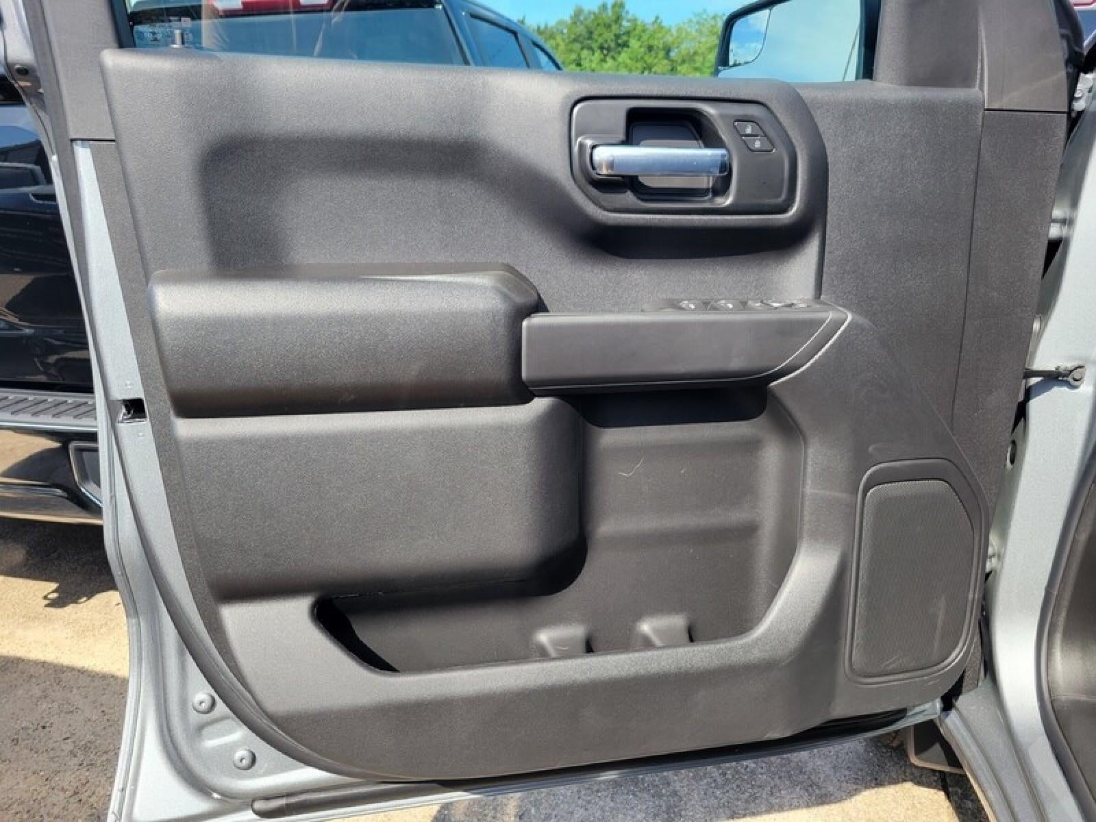 2026 GMC Sierra 1500 Crew Cab Short Box 4-Wheel Drive Pro