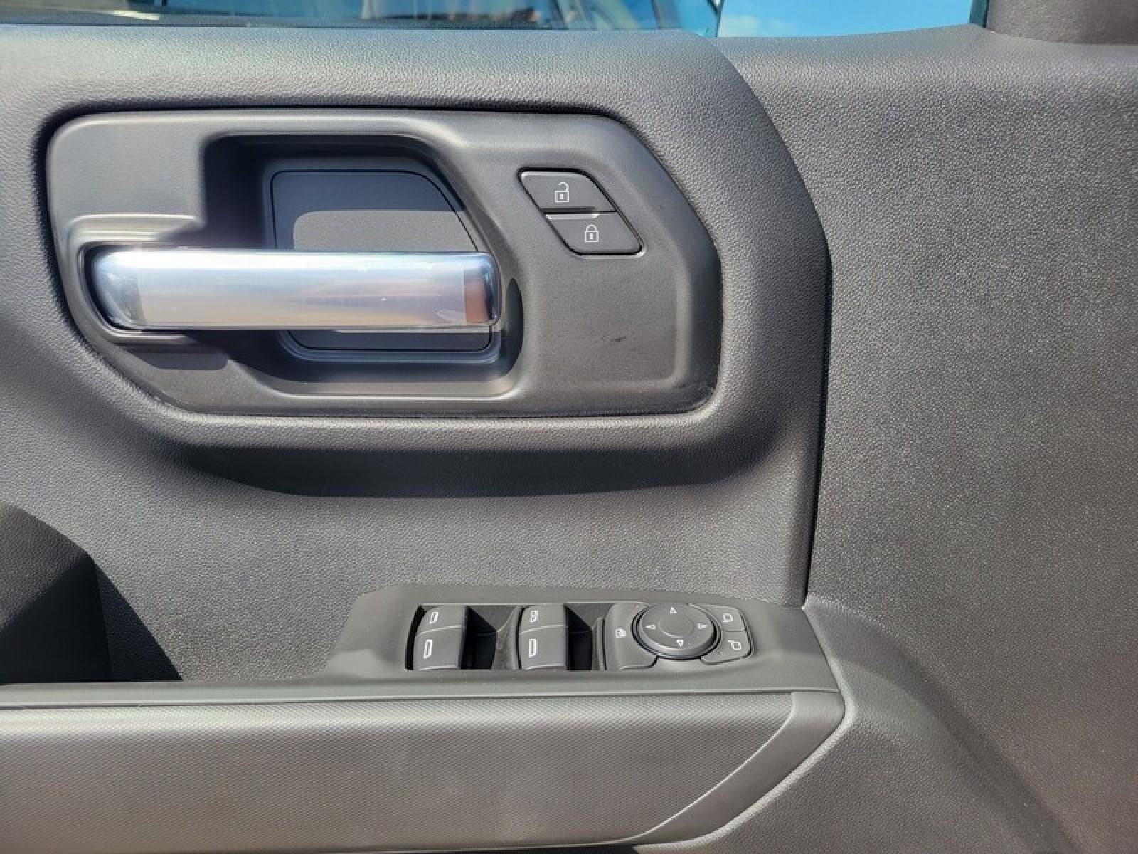 2026 GMC Sierra 1500 Crew Cab Short Box 4-Wheel Drive Pro