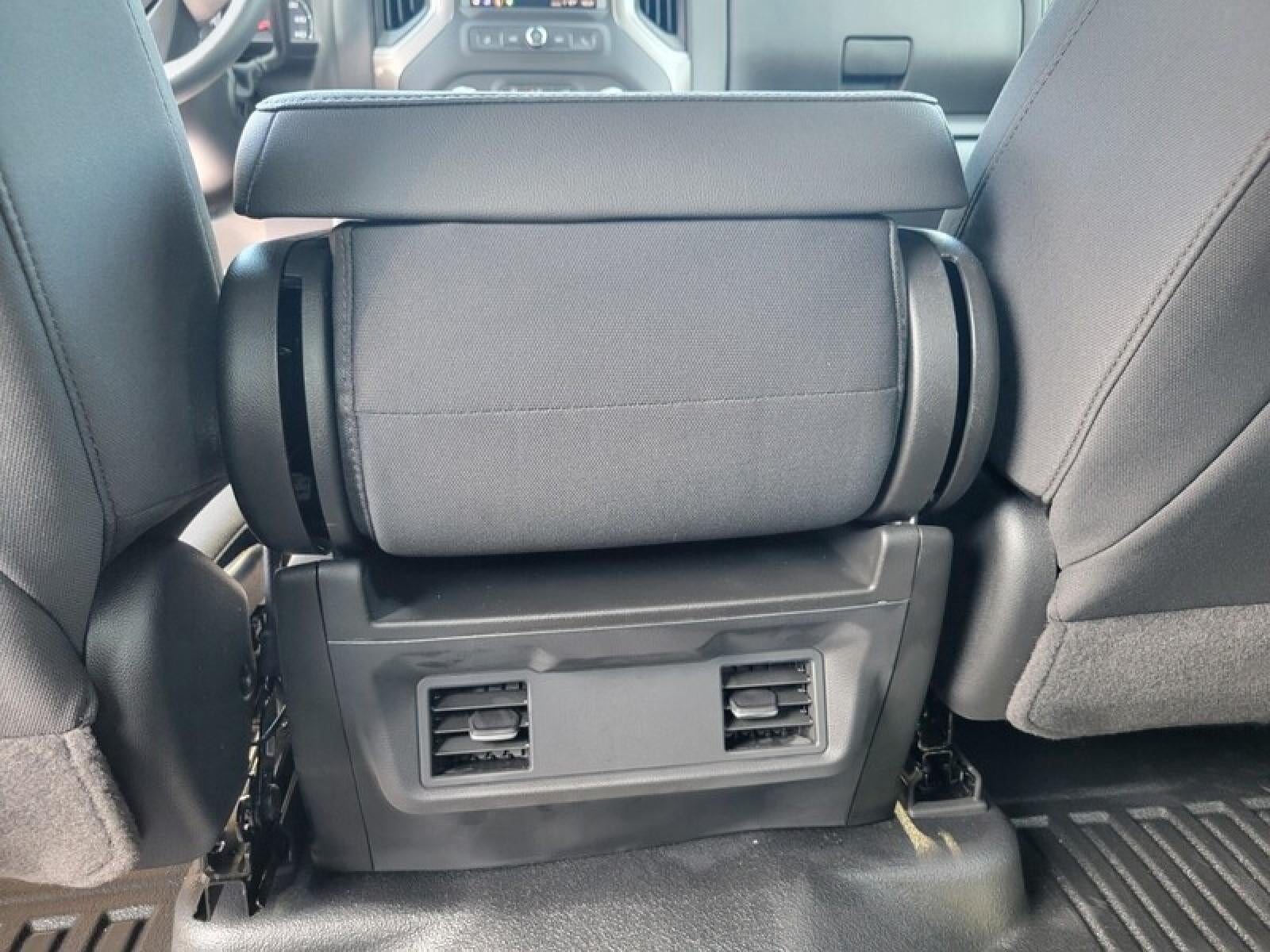 2026 GMC Sierra 1500 Crew Cab Short Box 4-Wheel Drive Pro