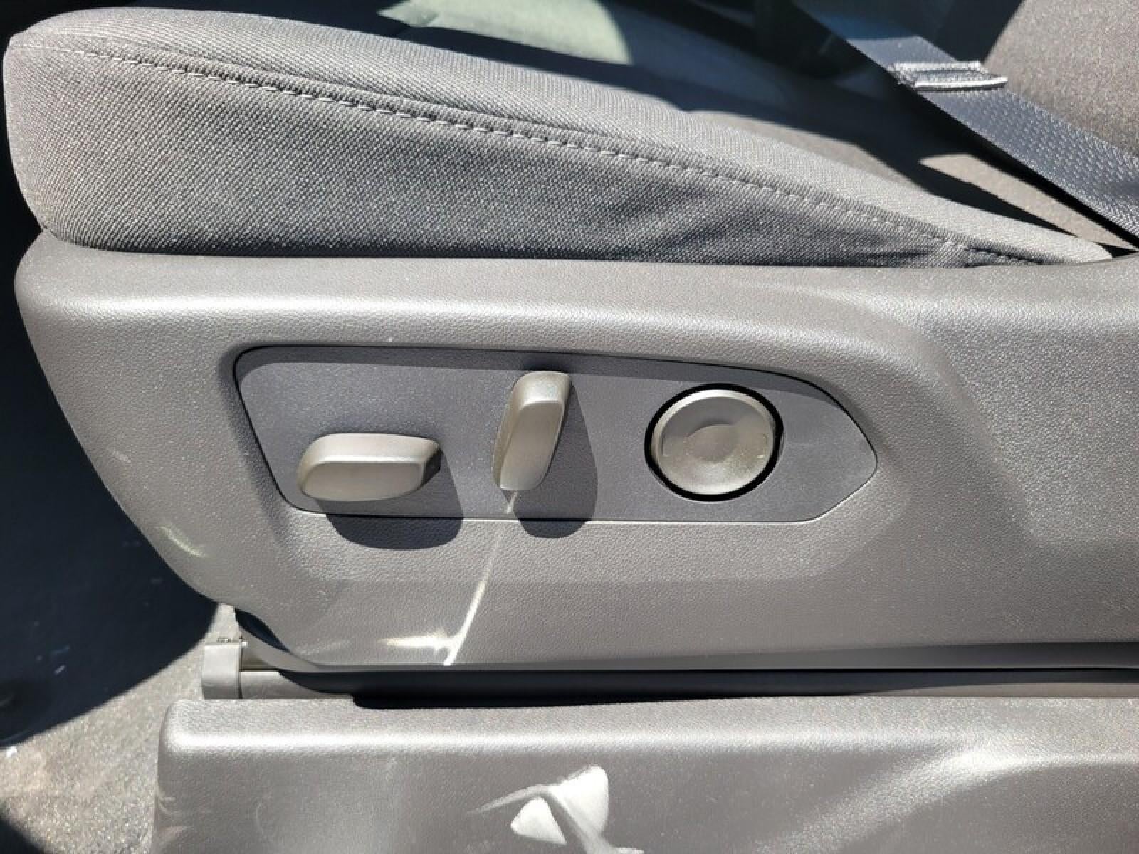 2026 GMC Sierra 1500 Crew Cab Short Box 4-Wheel Drive Elevation 3VL