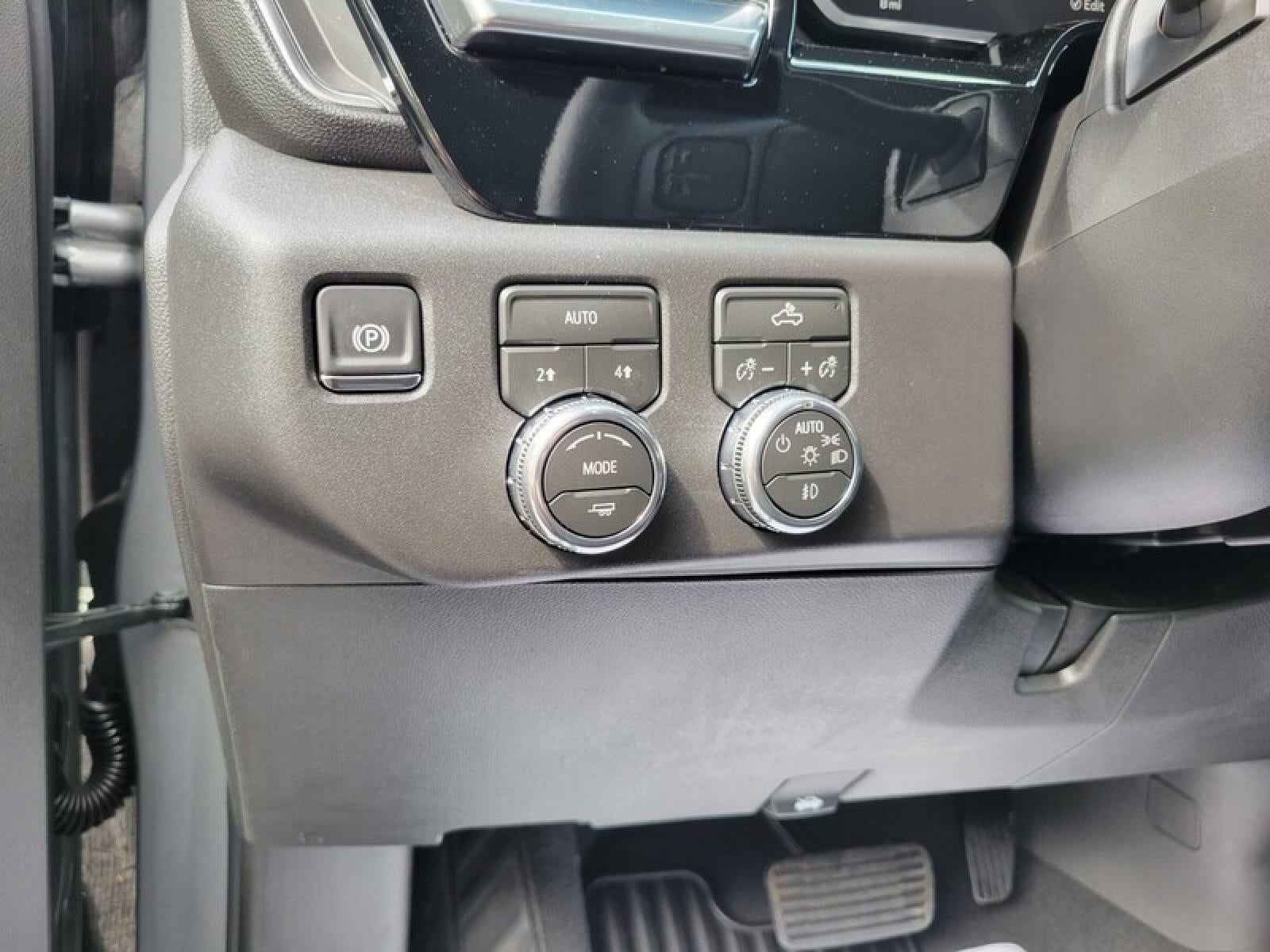 2026 GMC Sierra 1500 Crew Cab Short Box 4-Wheel Drive Elevation 3VL