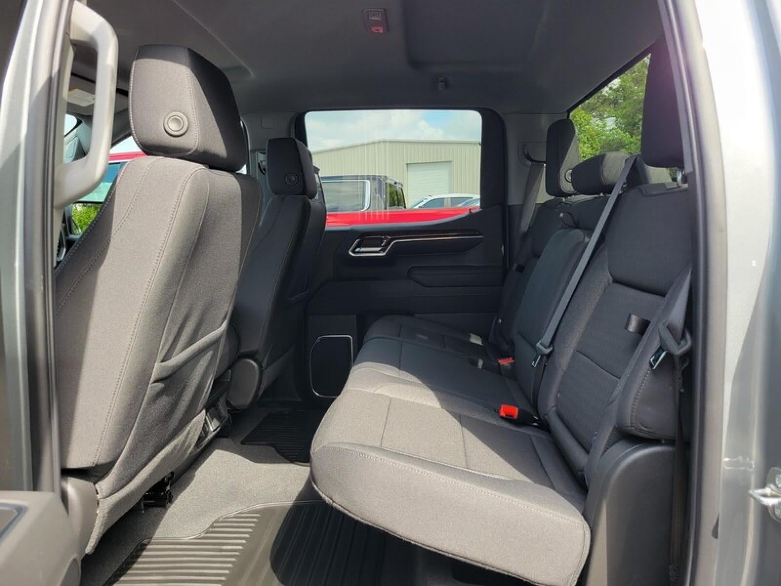 2026 GMC Sierra 1500 Crew Cab Short Box 4-Wheel Drive Elevation 3VL