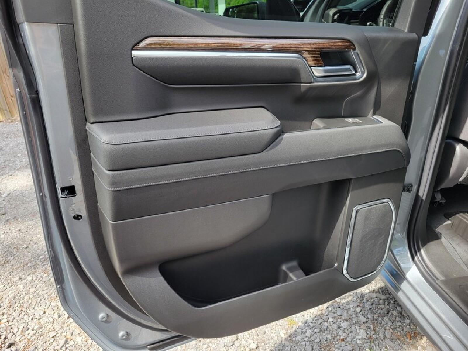 2026 GMC Sierra 1500 Crew Cab Short Box 4-Wheel Drive Elevation 3VL