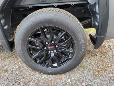 2026 GMC Sierra 1500 Crew Cab Short Box 4-Wheel Drive Elevation 3VL